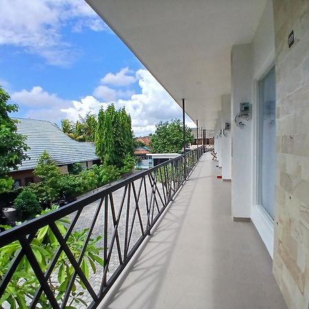 Zavana Rooms & Restaurant Tanjungkarang Eksteriør bilde