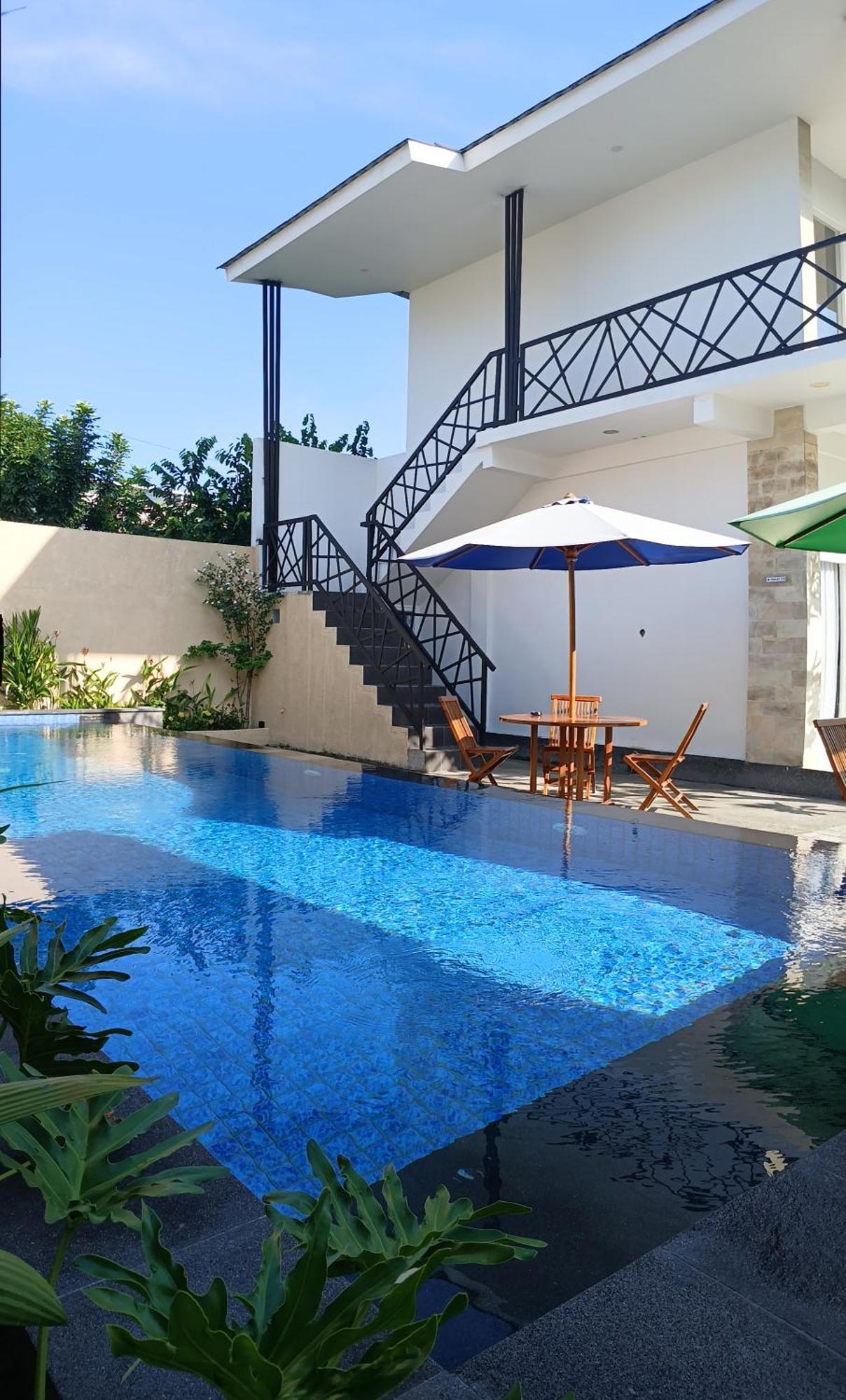 Zavana Rooms & Restaurant Tanjungkarang Eksteriør bilde
