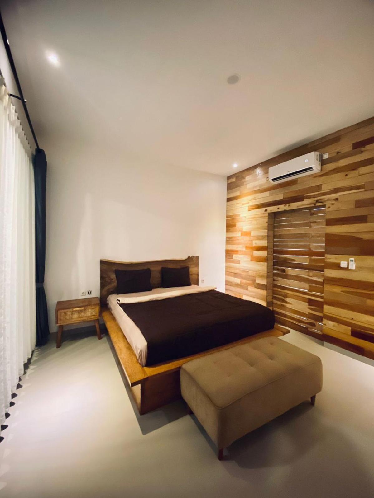 Zavana Rooms & Restaurant Tanjungkarang Eksteriør bilde