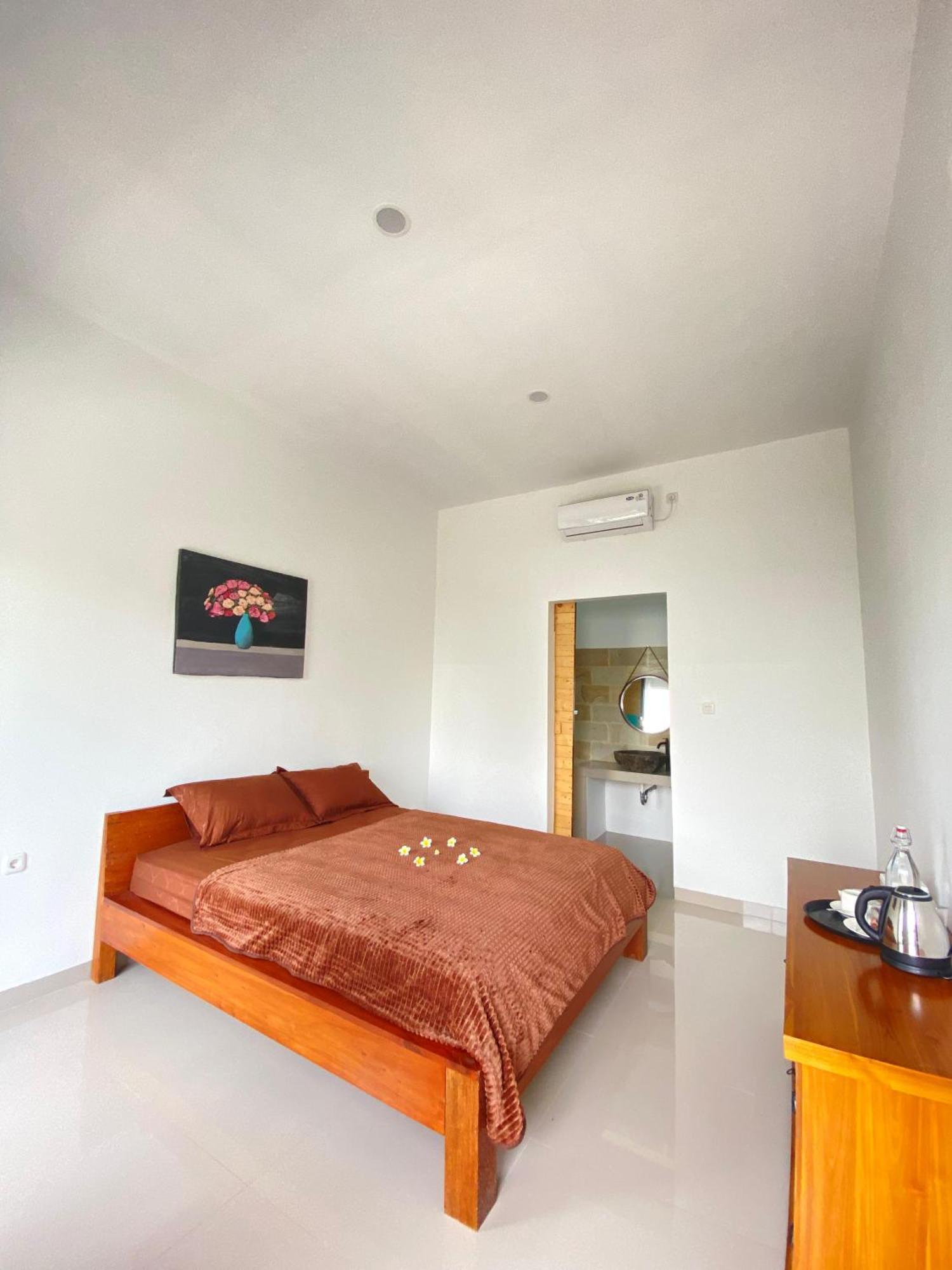 Zavana Rooms & Restaurant Tanjungkarang Eksteriør bilde